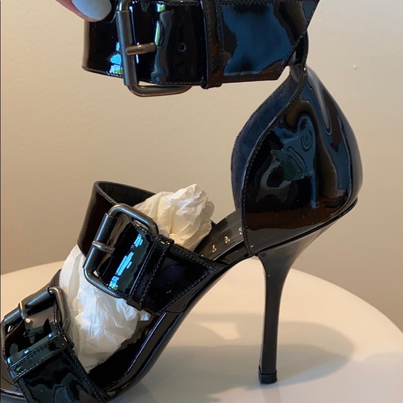 Edmundo Castillo Black Patent Leather Heels sz 7 - Picture 9 of 9